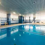2 Bed-sleeps 4-vilamoura Beach-pool-spa-balcony * Quarteira