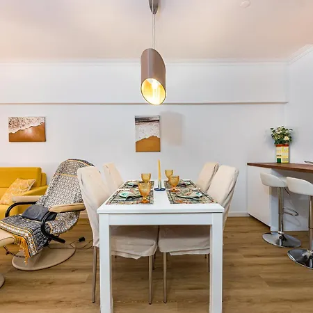 Апартаменты 2 Bed-sleeps 4-vilamoura Beach-pool-spa-balcony