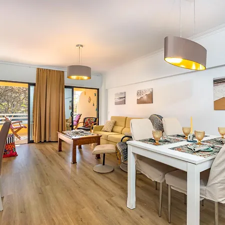 Апартаменты 2 Bed-sleeps 4-vilamoura Beach-pool-spa-balcony