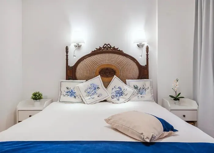 2 Bed-sleeps 4-vilamoura Beach-pool-spa-balcony Quarteira