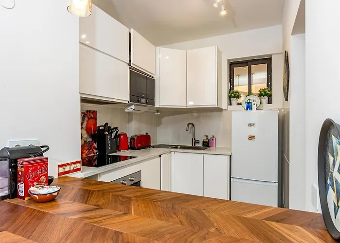 2 Bed-sleeps 4-vilamoura Beach-pool-spa-balcony Apartament Quarteira