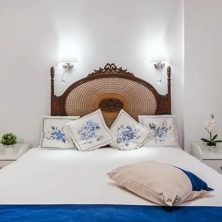 2 Bed-sleeps 4-vilamoura Beach-pool-spa-balcony Quarteira