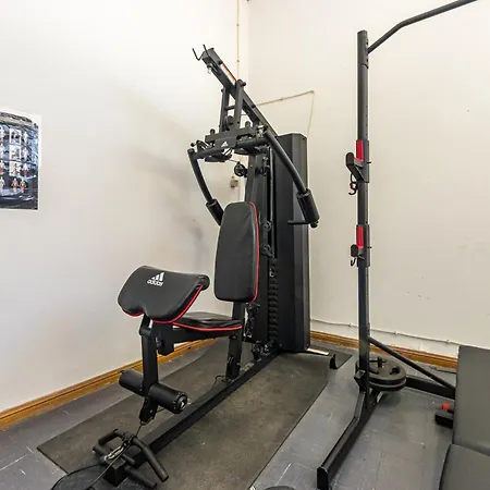 Apartment 2 Bed-sleeps 4-vilamoura Beach-pool-spa-balcony *